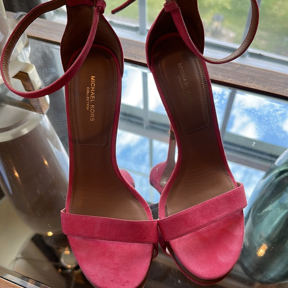 Michael Kors Collection - Picture 2 of 4